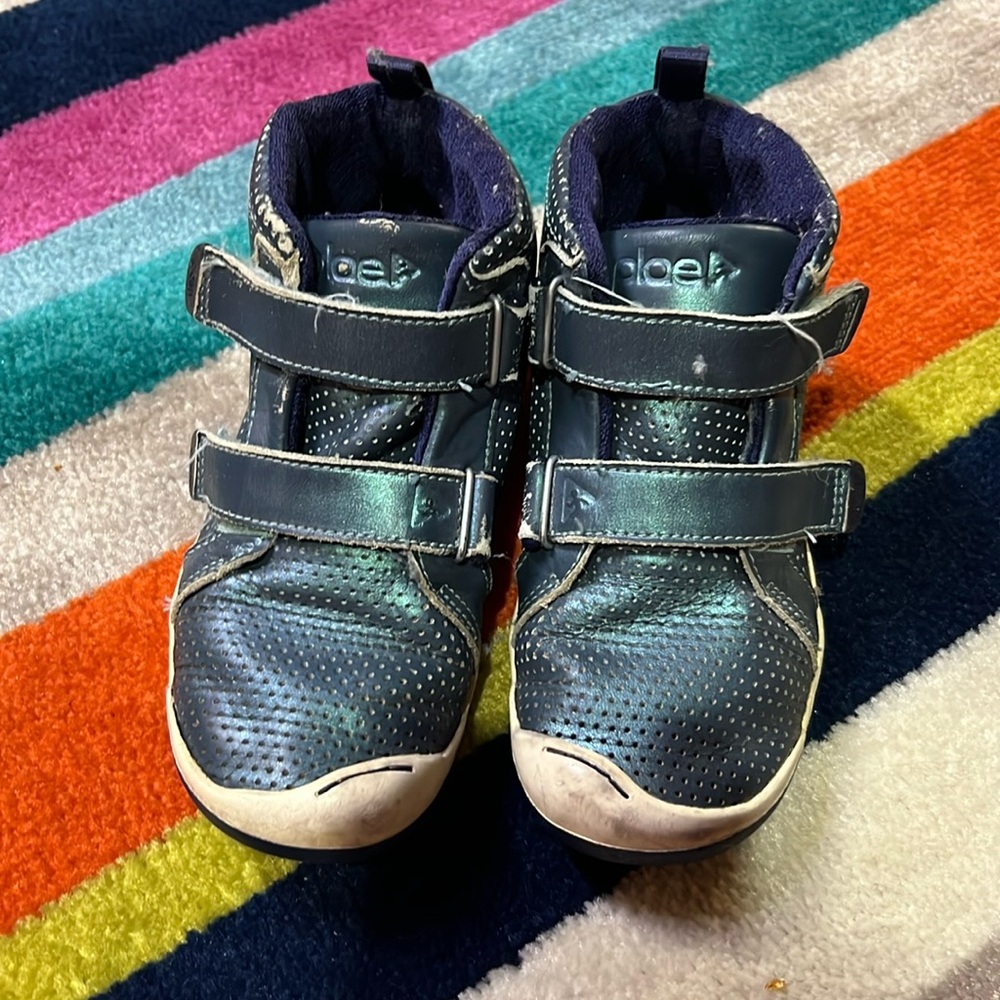 Plae shoes